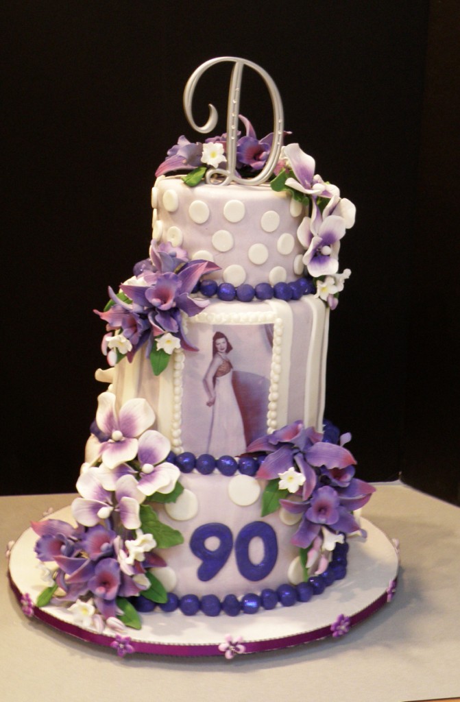 birthday cakes, wedding cakes, anniversary cakes, Wayland Framingham Wellesley MA